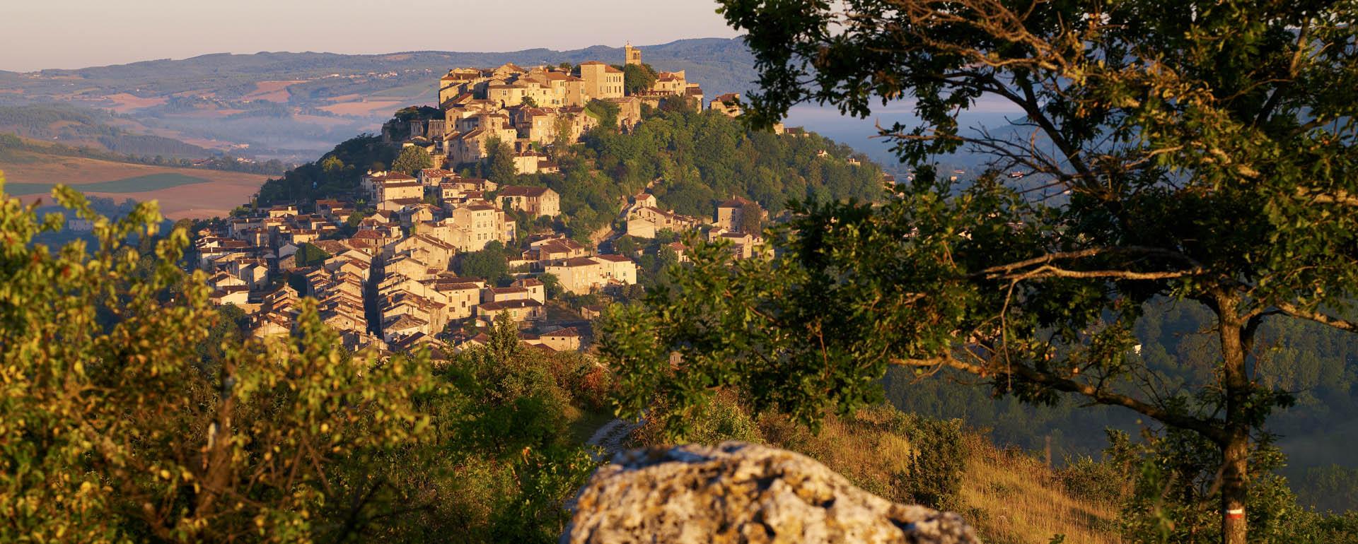 Cordes sur Ciel © Dominique Viet / CRTL Occitanie