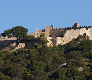 Le Castellas à Montpeyroux © OT SGVH