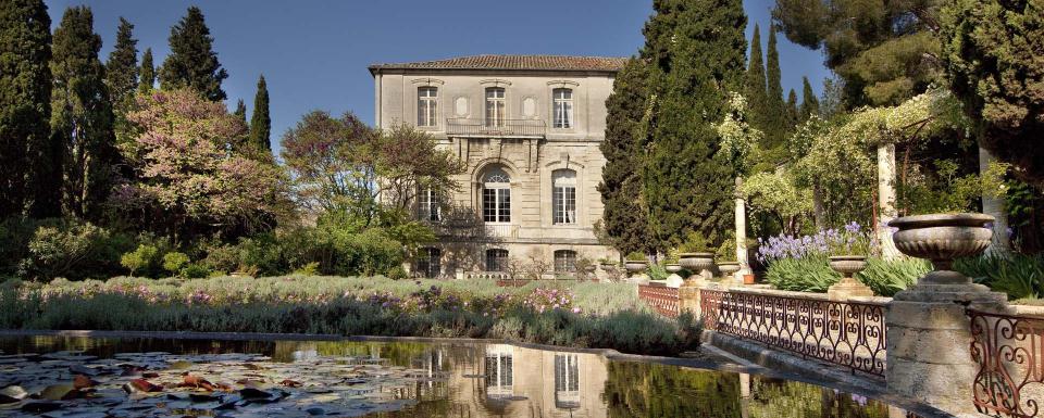 Jardins de l'abbaye de Saint-André dans le Gard © Droits réservés